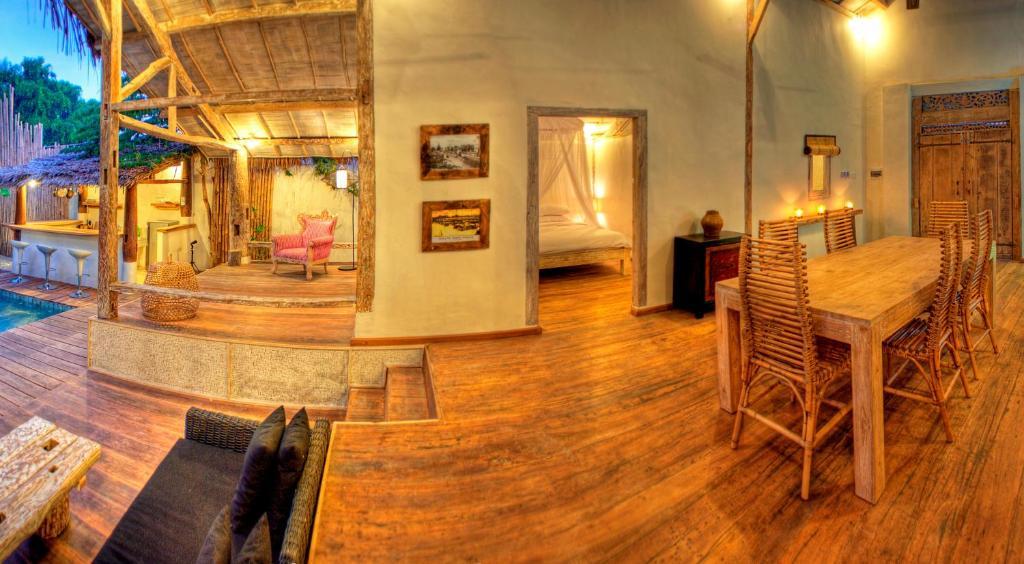 Villa Rumah Rinda Гили Траванган Номер фото