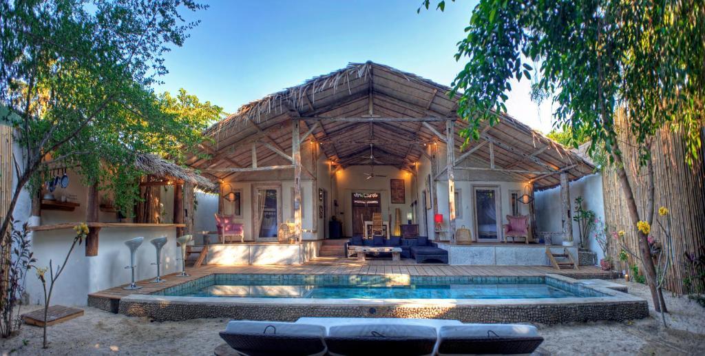 Villa Rumah Rinda Гили Траванган Номер фото